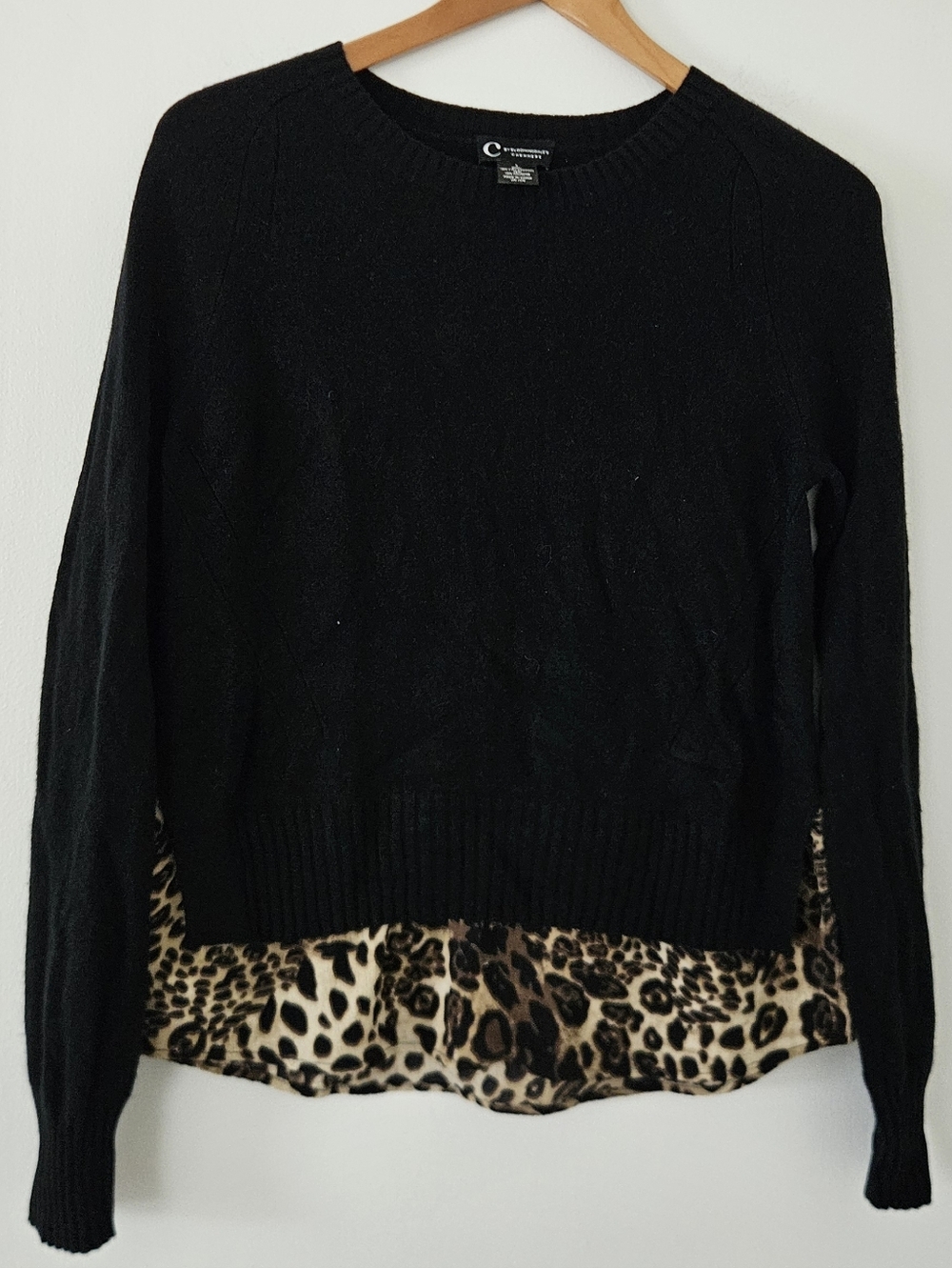 C By Bloomingdales Sweater Cashmere 2 Ply S Black Animal Print Trim Soft Crew